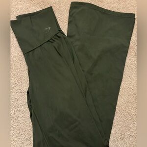 GYMSHARK Green Flared Leggings